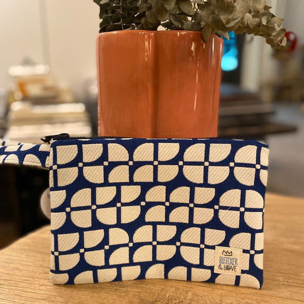 Flat <br/> Pouch <br/> Alte
