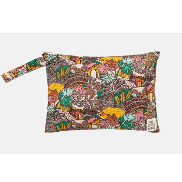 Flat <br/> Pouch <br/> Carthage