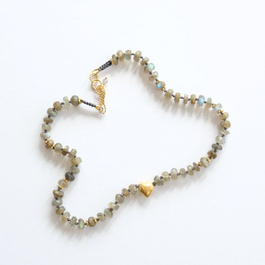 Visna Small Heart <br/> S Necklace Labradorite