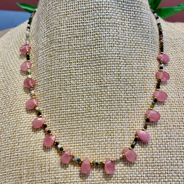 Collier <br/> Perlés Tourmaline <br/>  Gouttes Quartz Fraise
