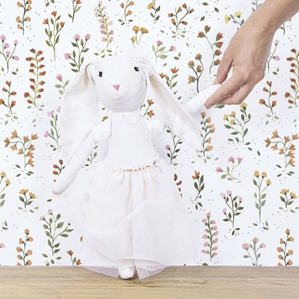 Roll dimension: 50 cm (width); 10 m (length)