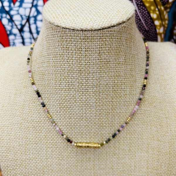 Adjustable chain link.