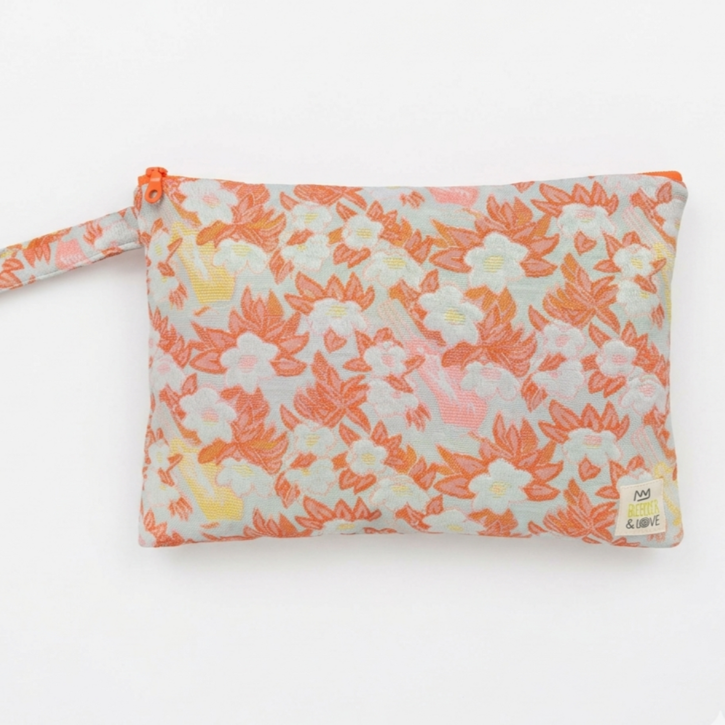 Flat Pouch <br/> Pink Glow