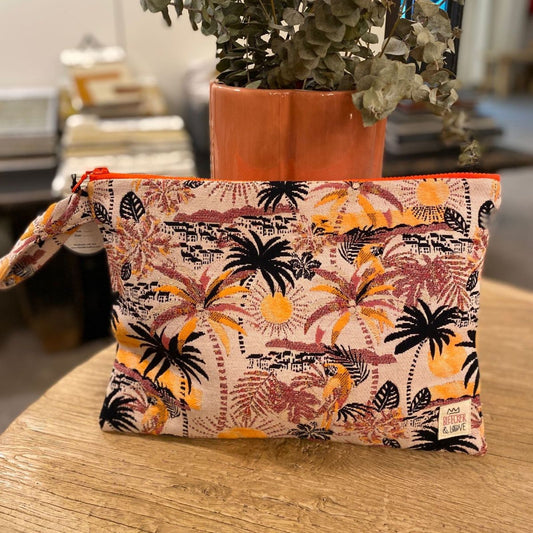 Flat Pouch <br/> Fiji