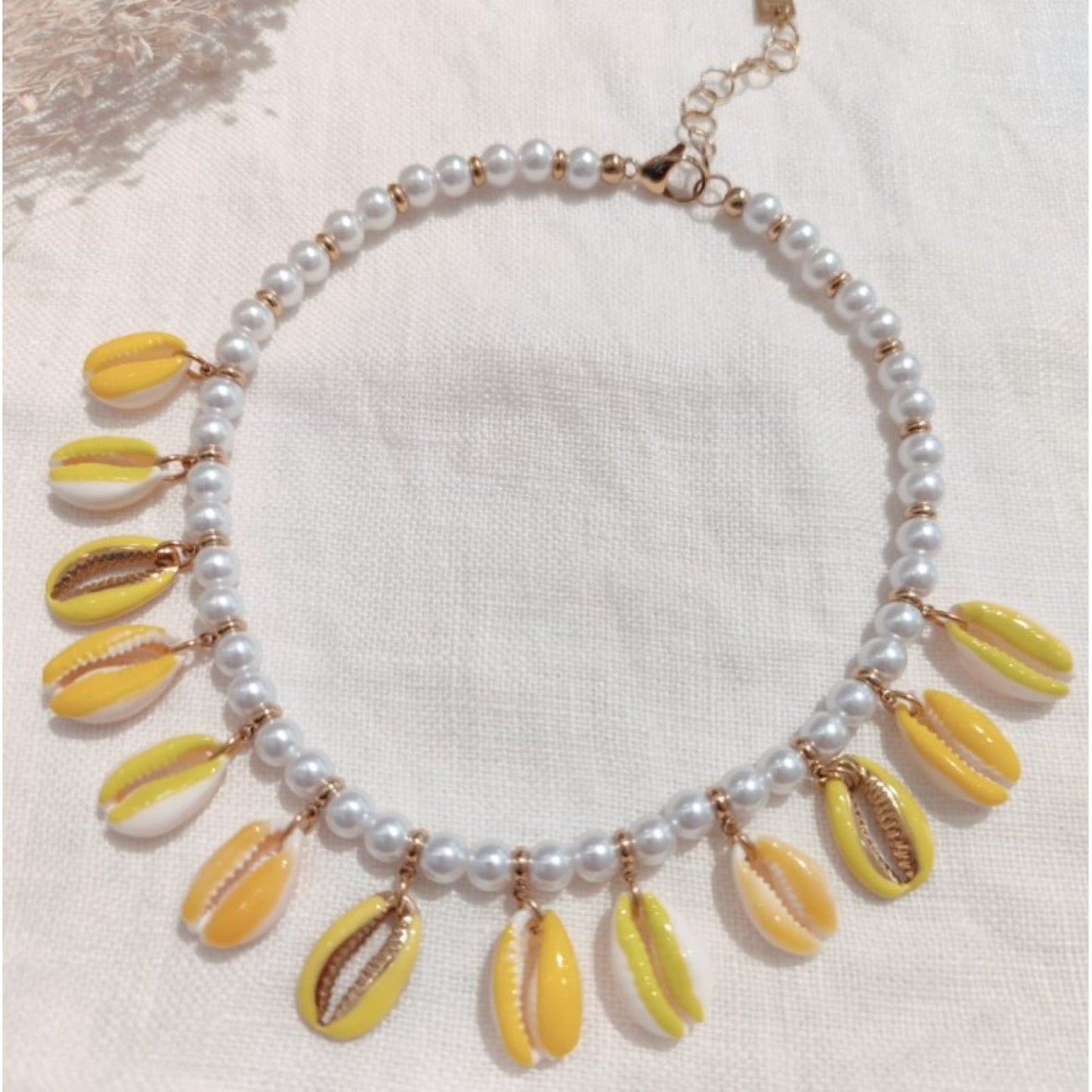 Gold Necklace Pearls <br/> Multi Shells Yellow