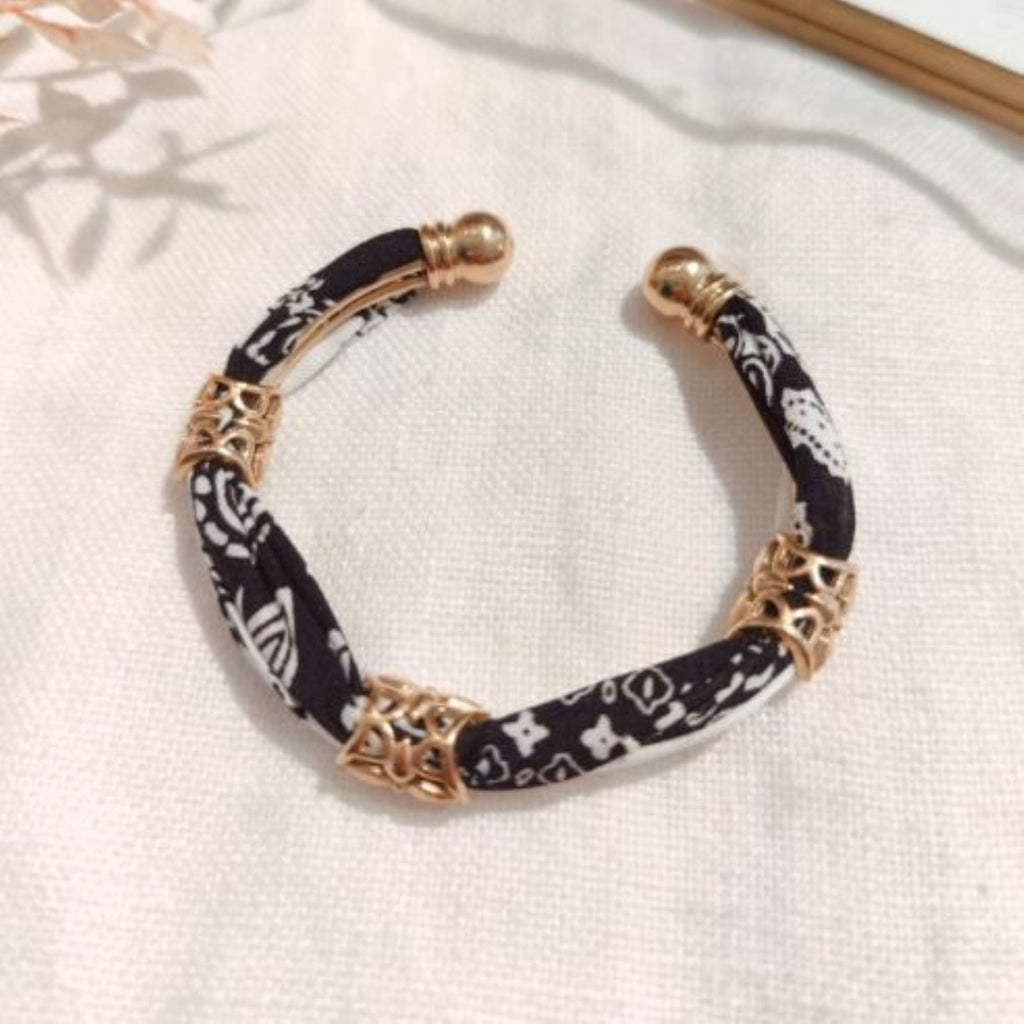 Bracelet Fabric <br/> White Black Golden
