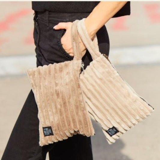 Flat Pouch <br/> Snuggle
