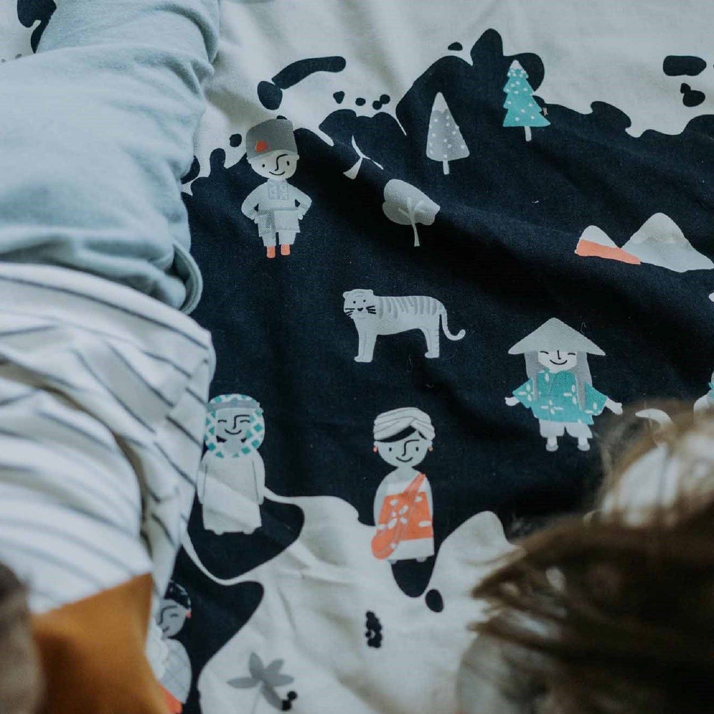 70% cotton - 30% polyester