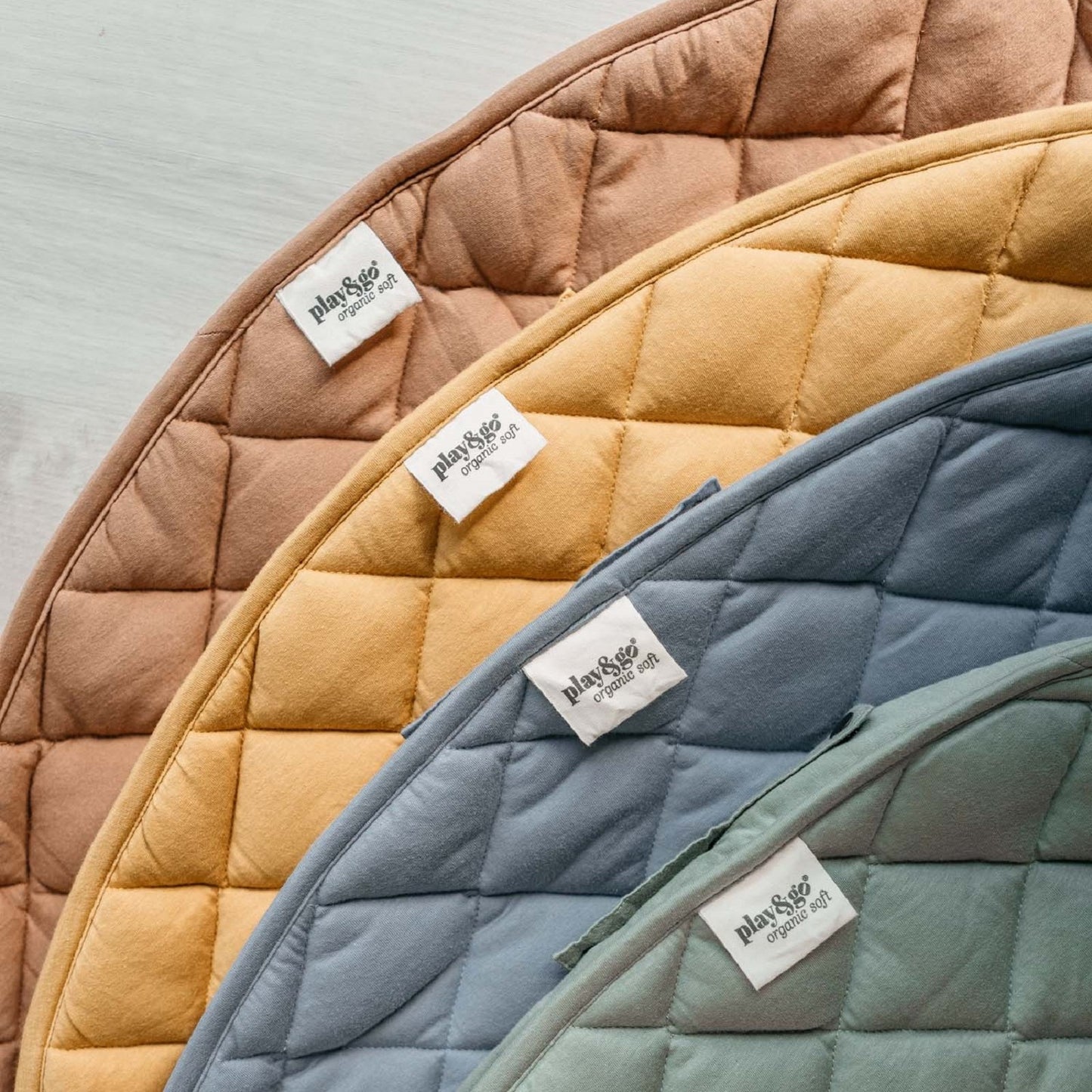 Available in different color.